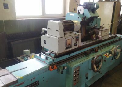 #05633 Universal cilindrical grinding machine TOS BHU32A/1000