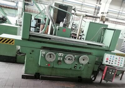 #05868 Surface grinding machine TOS BRH40B/1000