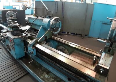 #05421 Lathe TOS SUS80/2750