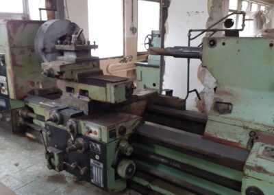 #05651 Lathe TOS SU125/2000