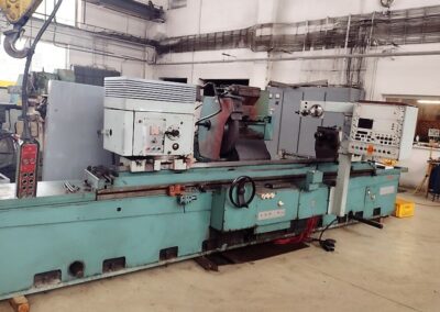 #05655 universal grinding machine TOS BUC63/2000