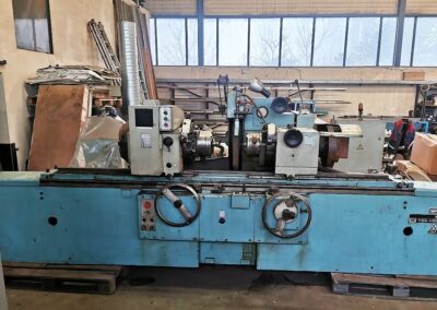 #05875 Crankshaft grinding machine TOS BKO50/1700
