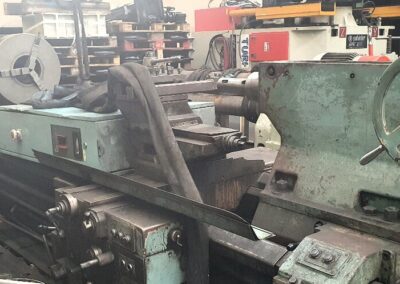 #06052 Lathe TOS SU125/3000