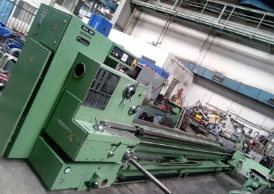 #05864 Lathe TOS SUI80/6000