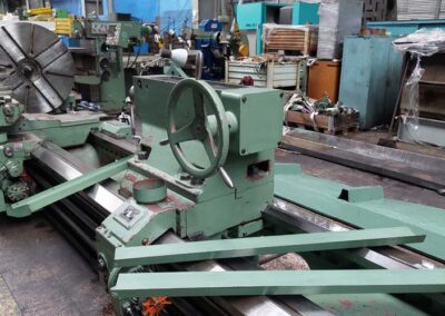 #05873 Lathe TOS SU100/4000