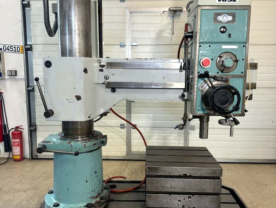 #06231 Radial drilling machine MAS VO32 