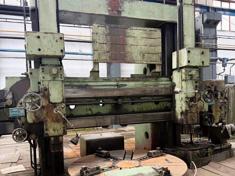 #06433 vertical lathe CKD SK25B