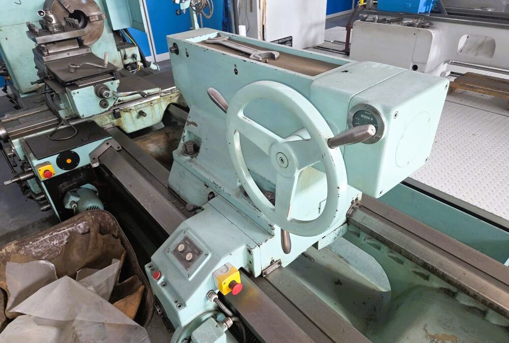#06443 Horizontal Lathe TOS SU100/3000