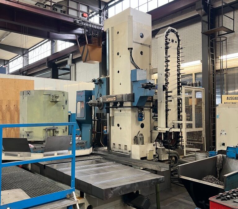 #06466 Horizontal boring machine TOS WHQ13CNC – 2001 HEIDENHAIN TNC426M, (X): 3500 mm (Y): 2500 mm (Z): 1250 mm (W): 800 mm – video available ▶️
